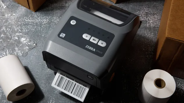 1 inch core direct thermal labels with desktop printer and roll