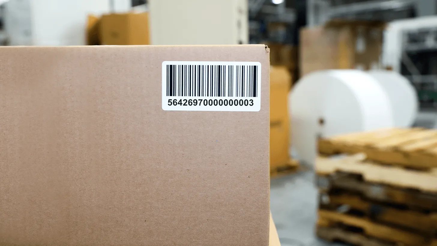 1D barcode LPN labels being scanned in warehouse environment