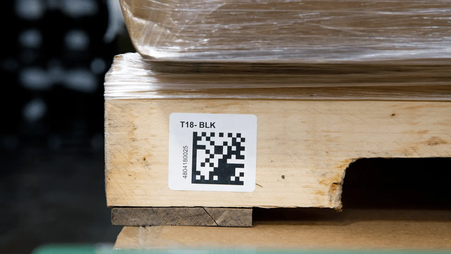 2D barcode LPN labels with QR codes and data matrix formats
