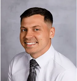 a head shot of Chris Lake