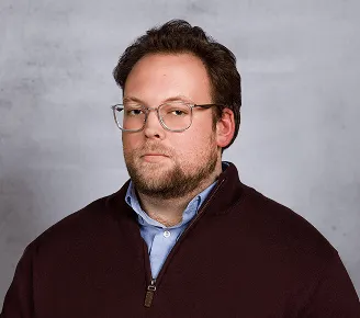 a head shot of David Kramer