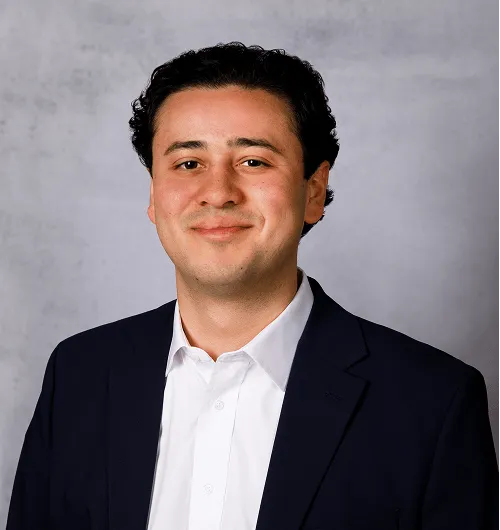 a head shot of Dennis Kless
