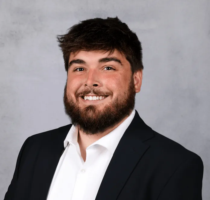 a head shot of Josh Davis