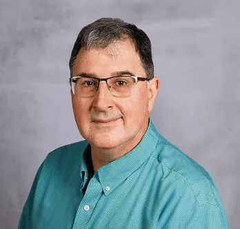 a head shot of Robert Turnbull