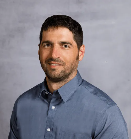 a head shot of Steve Rawlings