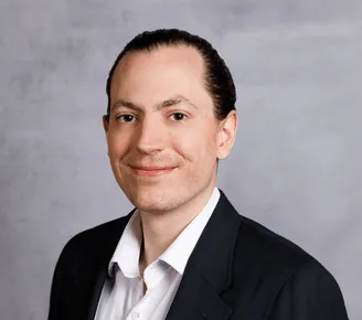 a head shot of Zackary Taylor