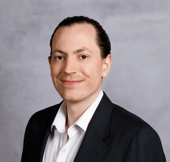 a head shot of Zackary Taylor